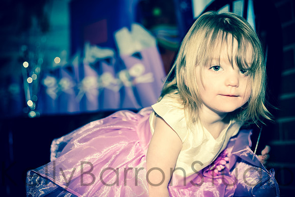 chloe turns 2-25