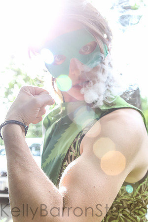 cannabitch-2